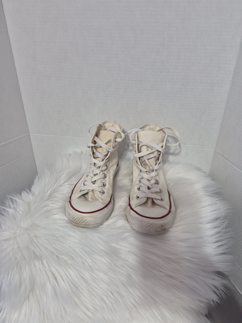 Converse High-Top Sneakers in White with Red Trim, Size 6